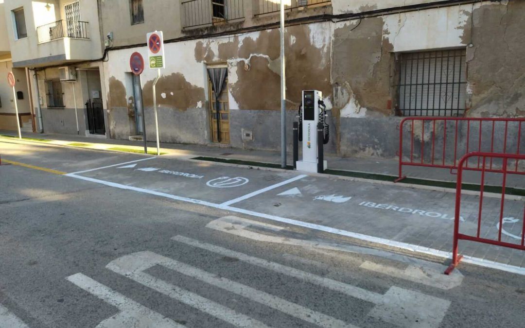 Instalación PRVE (puntos de recarga para vehiculo electrico) en Benferri, Alicante